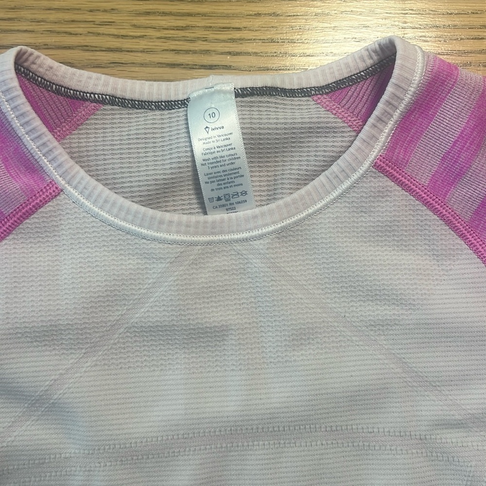 Ivivva Long Sleeve - Picture 2 of 7